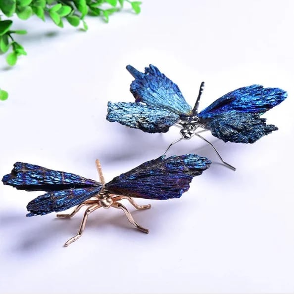AURA KYANITE DRAGONFLY