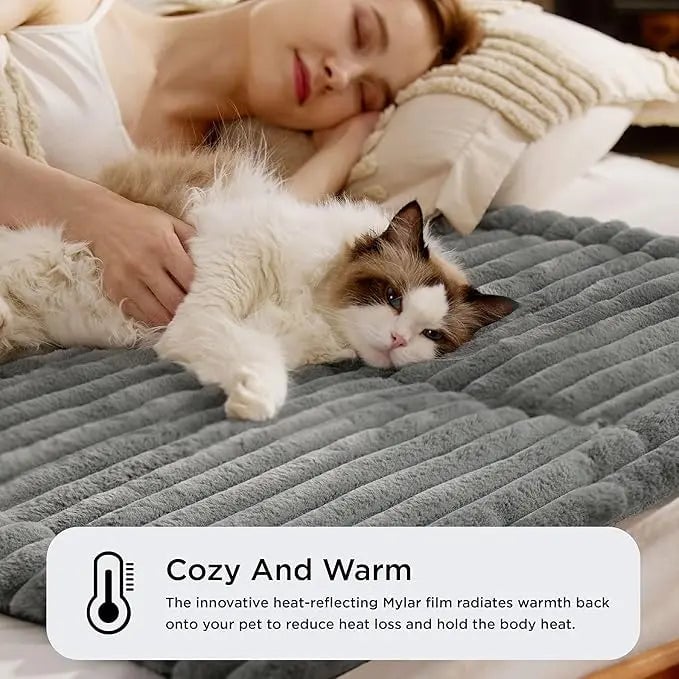 Self-Warming Pet Bed Pad – No Electricity Thermal Heating Mat for Cats & Small Dogs, Non-Slip & Washable (Indoor & Outdoor)